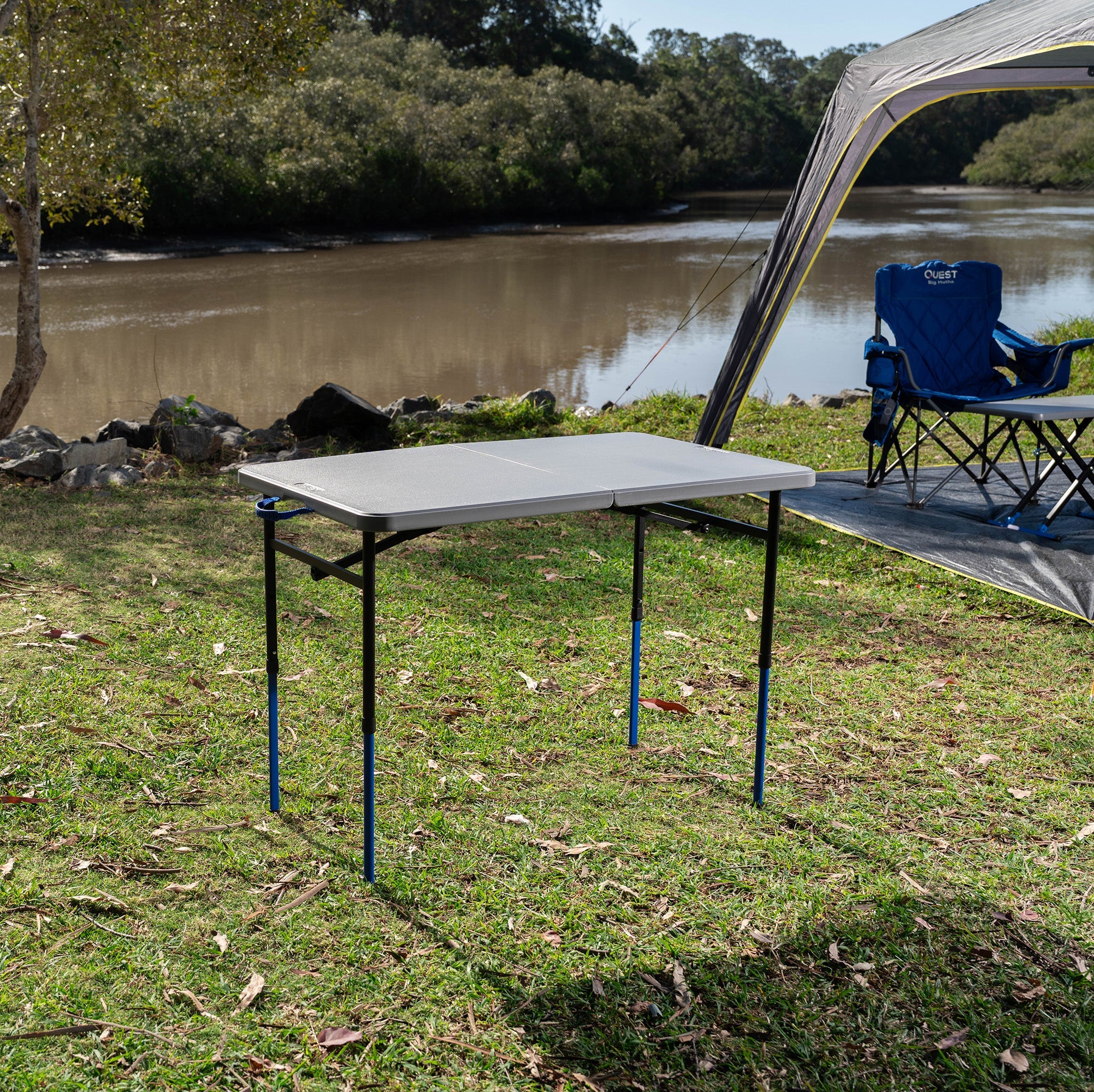 Handy 100 Table
