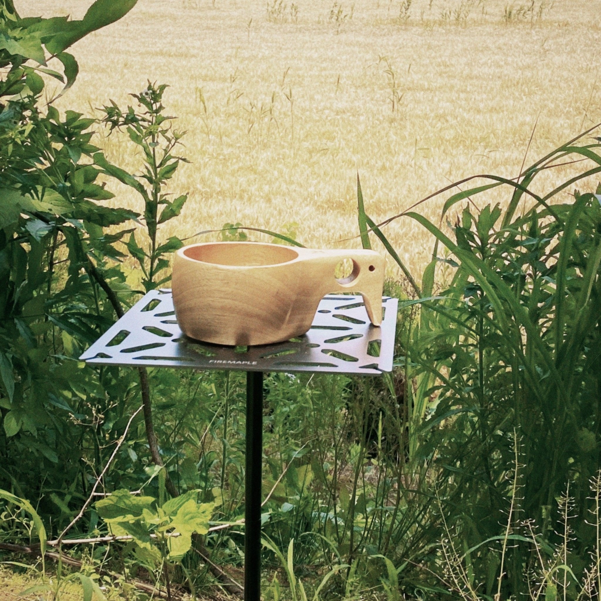 Dandelion Ultralight Ground Stake Table