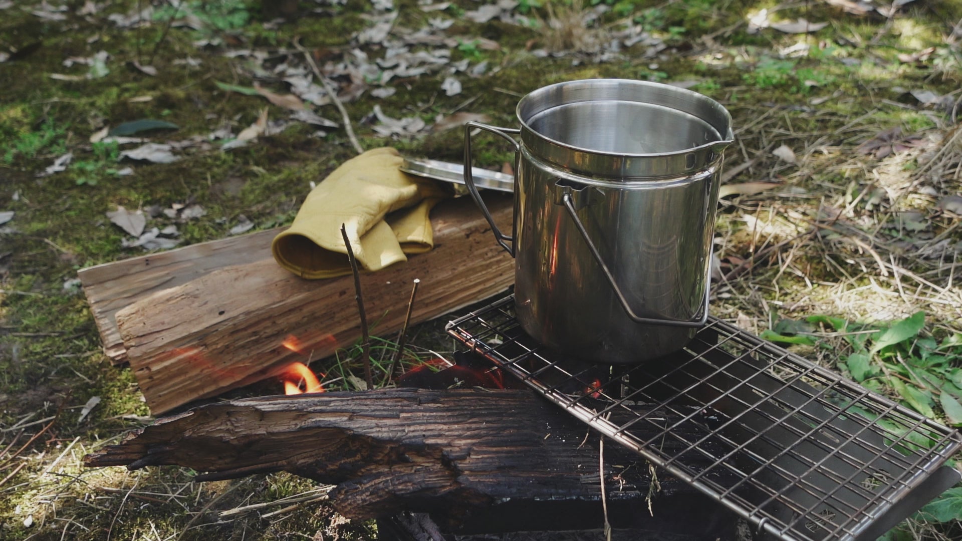 Load video: Antarcti Stainless Steel Coffee Kettle | 1.5L