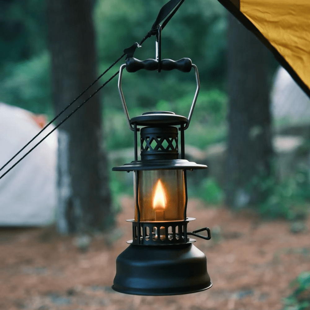Voyager Kerosene Lantern
